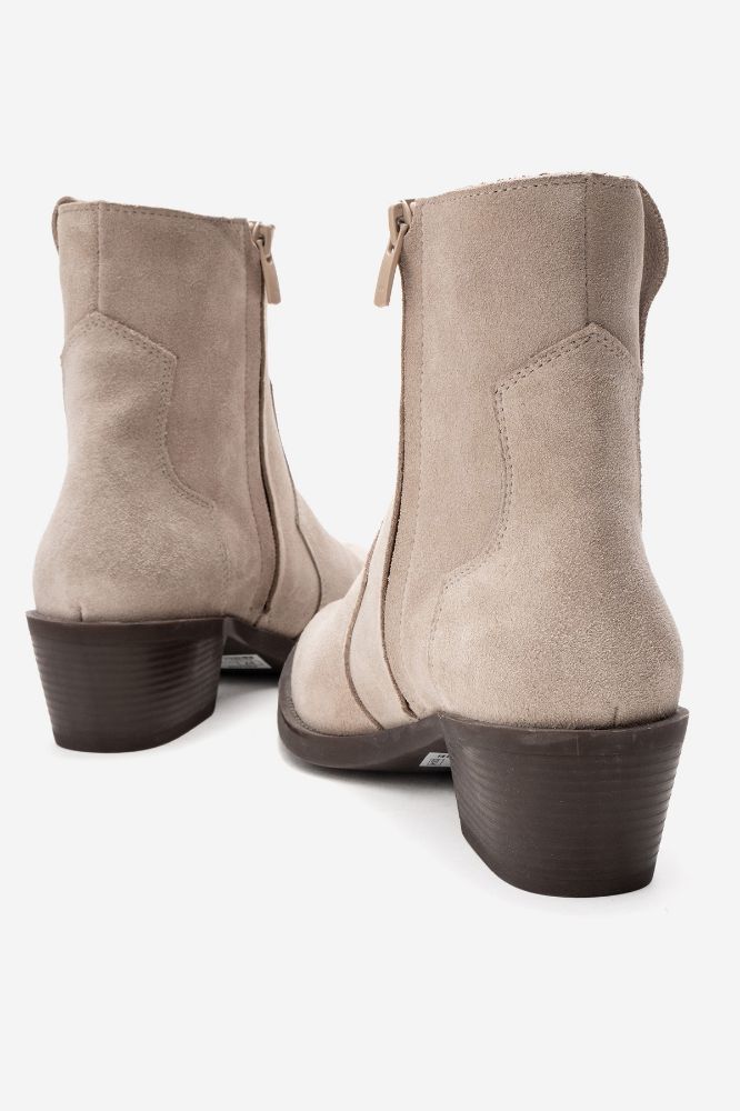 kadin-deri-topuklu-bot-BEJ SUET-PNC1335-0102822_0